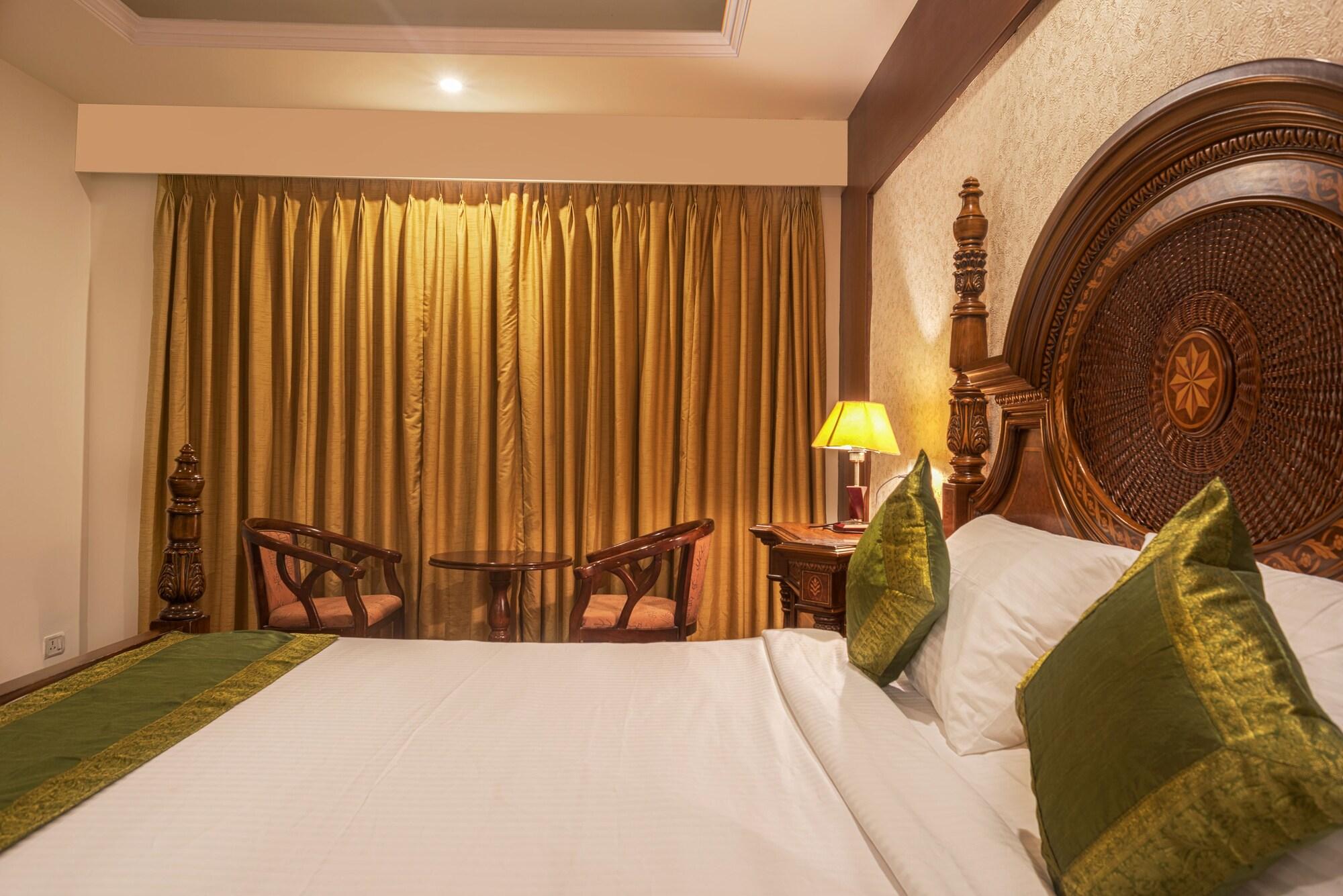 Treebo Trend Grand Plaza Nampally Haïdarabad Extérieur photo