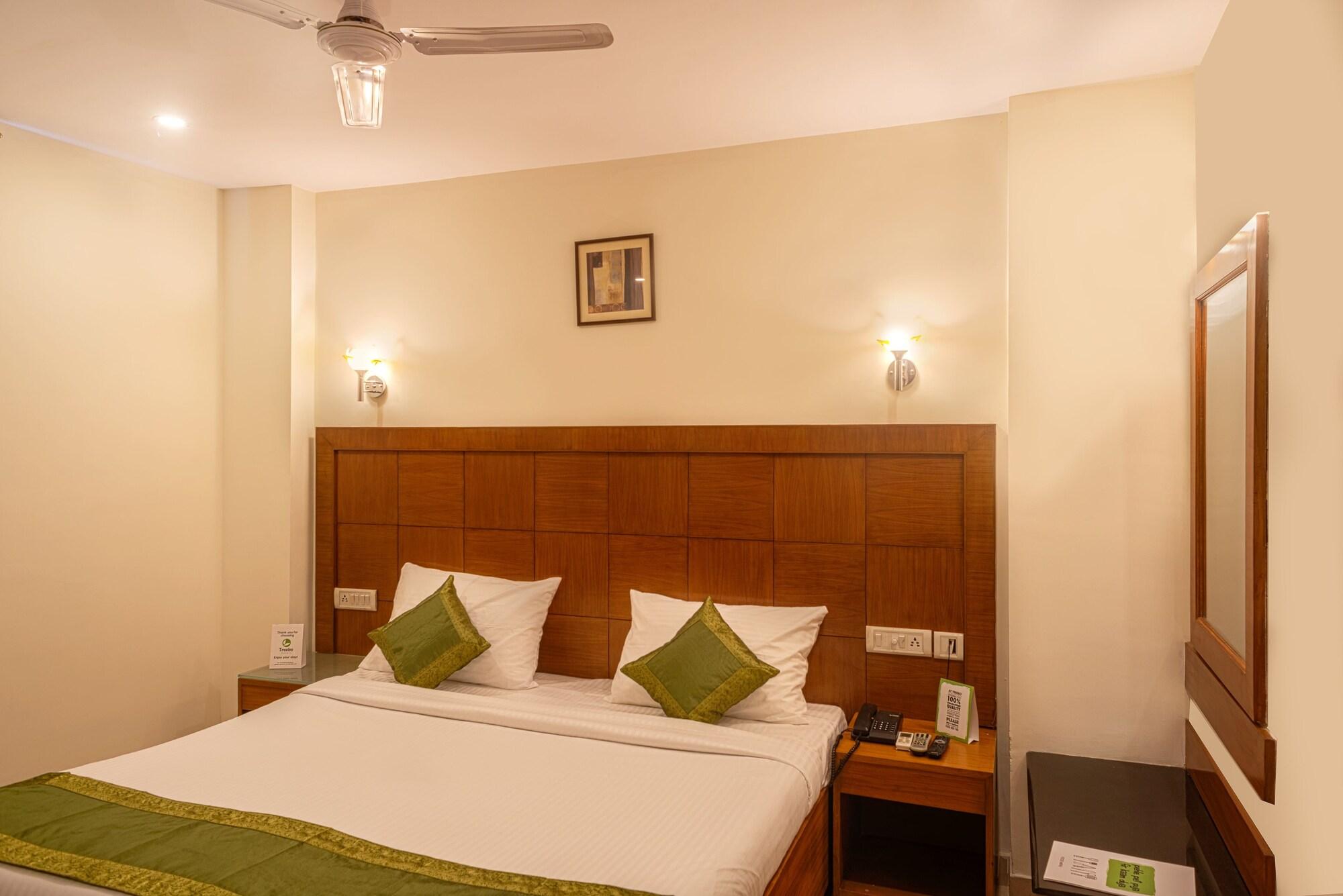 Treebo Trend Grand Plaza Nampally Haïdarabad Extérieur photo